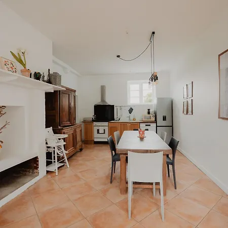 Holiday home Le De Bresteau Beille